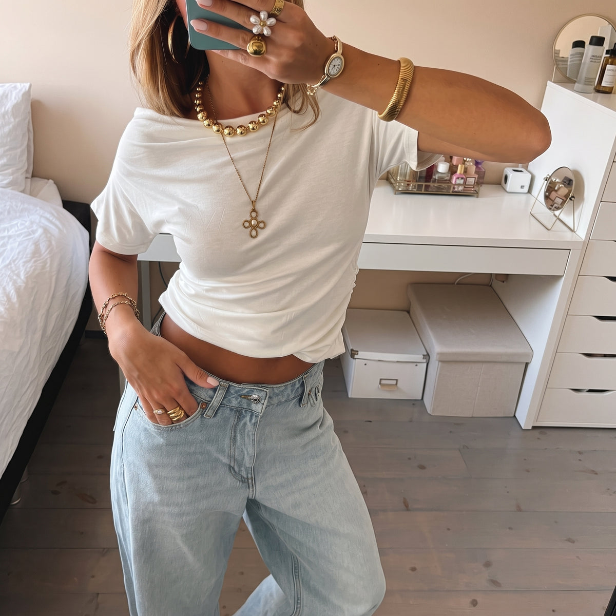 Anna Off-Shoulder Top White